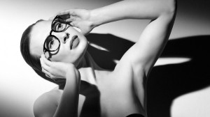 Anne Diamond interviews Eyewear Designer Tom Davies