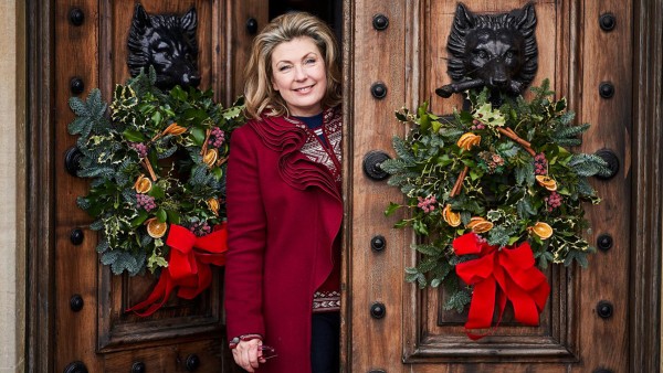 Anne Diamond interviews The Countess of Carnarvon