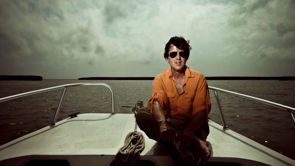 Anne Diamond interviews acclaimed journalist and author Paul Schneider