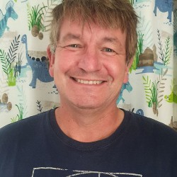 Neville Hollingworth