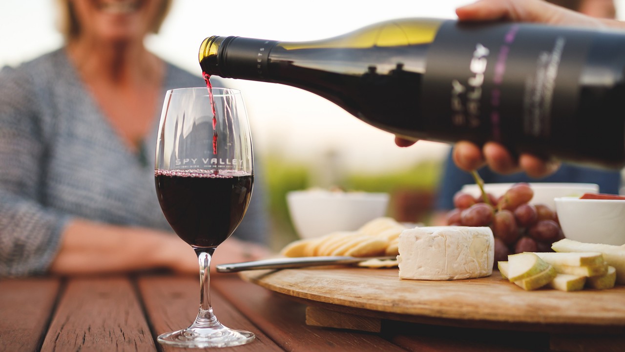 Wine Wednesday (New Zealand) with Amanda Johnson of Spy Valley Wines)